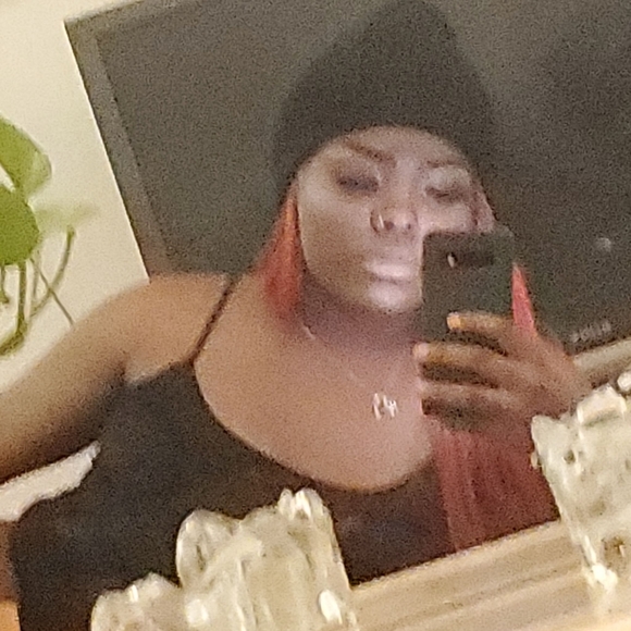 Meet your Posher, Haylee - Picture 4 of 7